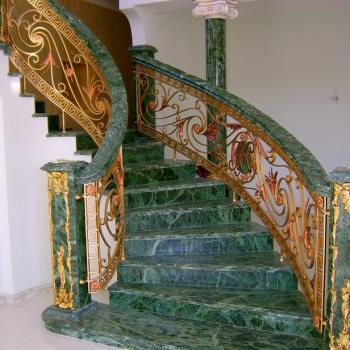 Лестницы из камня в Казани